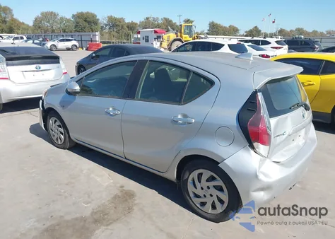 2015 Toyota Prius C Two из США, поврежденный, VIN JTDKDTB34F1101194